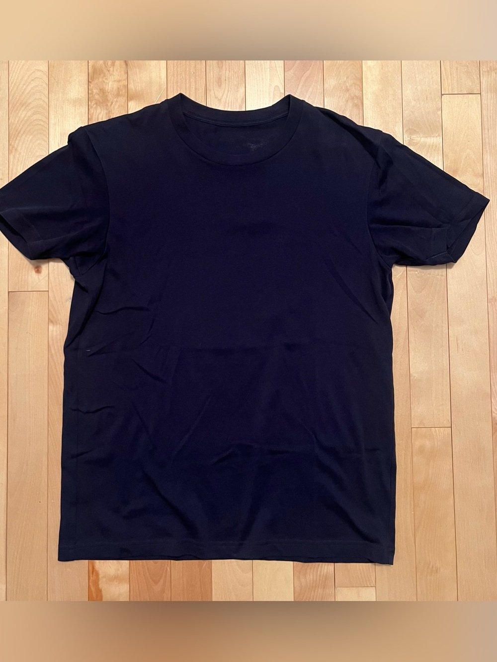 Uniqlo Men's Navy Short Sleeve Crew Neck Tee